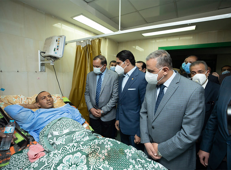 «أسمنت المصريين» و«أبوهشيمة الخير» تقدمان 50 ألف جنيه تعويضا لأسر ضحايا قطاري سوهاج